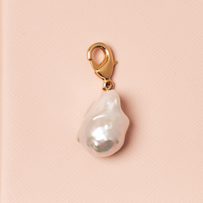 AURATE x SENREVE: Organic Pearl Gold Charm